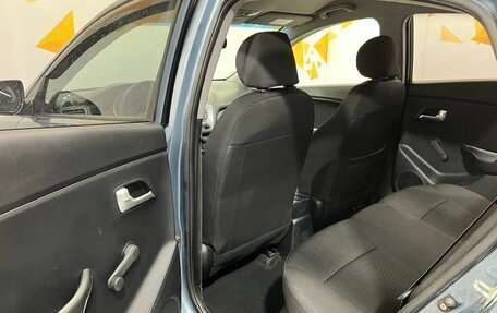 KIA Rio III рестайлинг, 2011 год, 700 000 рублей, 21 фотография