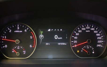 KIA Mohave I, 2018 год, 2 495 000 рублей, 17 фотография