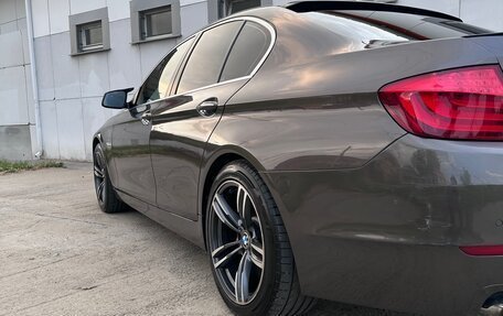 BMW 5 серия, 2011 год, 1 870 000 рублей, 6 фотография
