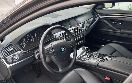 BMW 5 серия, 2011 год, 1 870 000 рублей, 10 фотография