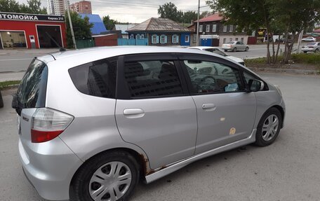 Honda Fit III, 2008 год, 570 000 рублей, 4 фотография