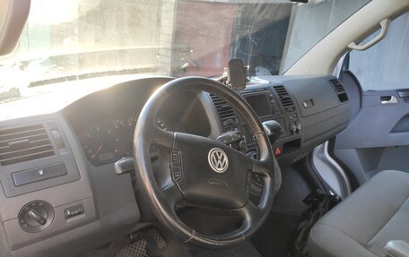 Volkswagen Caravelle T5, 2008 год, 1 060 000 рублей, 11 фотография