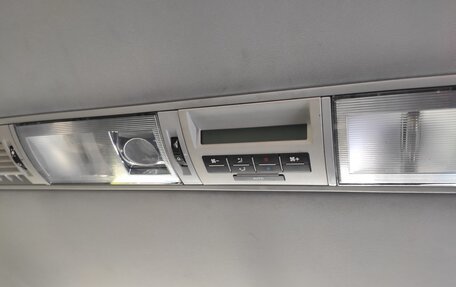 Volkswagen Caravelle T5, 2008 год, 1 060 000 рублей, 17 фотография
