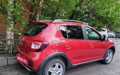 Renault Sandero II рестайлинг, 2015 год, 1 050 000 рублей, 4 фотография