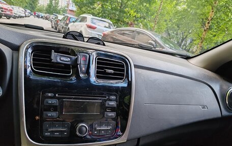 Renault Sandero II рестайлинг, 2015 год, 1 050 000 рублей, 9 фотография