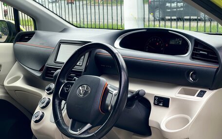 Toyota Sienta II, 2017 год, 1 479 000 рублей, 10 фотография