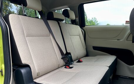 Toyota Sienta II, 2017 год, 1 479 000 рублей, 23 фотография