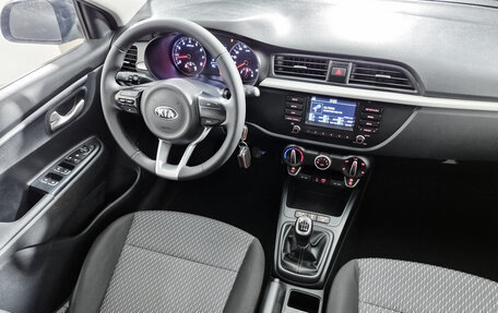 KIA Rio IV, 2018 год, 1 210 000 рублей, 16 фотография