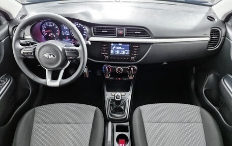 KIA Rio IV, 2018 год, 1 210 000 рублей, 22 фотография