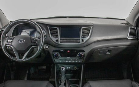 Hyundai Tucson III, 2017 год, 1 820 000 рублей, 13 фотография