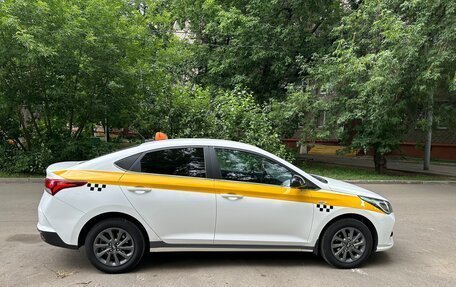 Hyundai Solaris II рестайлинг, 2021 год, 1 250 000 рублей, 3 фотография