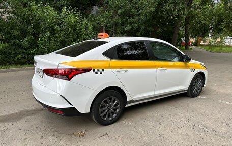 Hyundai Solaris II рестайлинг, 2021 год, 1 250 000 рублей, 10 фотография