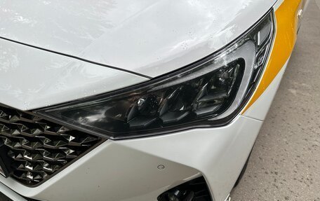 Hyundai Solaris II рестайлинг, 2021 год, 1 250 000 рублей, 25 фотография