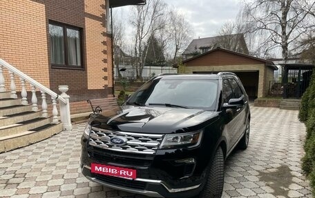 Ford Explorer VI, 2018 год, 3 490 000 рублей, 2 фотография