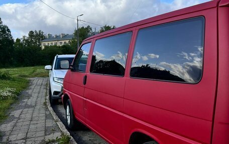 Volkswagen Caravelle T4, 1997 год, 1 100 000 рублей, 3 фотография