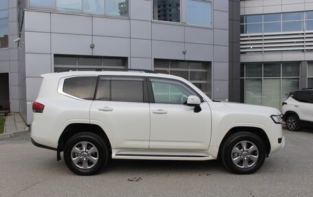Toyota Land Cruiser, 2022 год, 10 350 000 рублей, 4 фотография