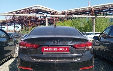 Hyundai Elantra VI рестайлинг, 2017 год, 1 250 000 рублей, 3 фотография