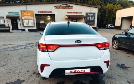 KIA Rio IV, 2017 год, 925 000 рублей, 4 фотография