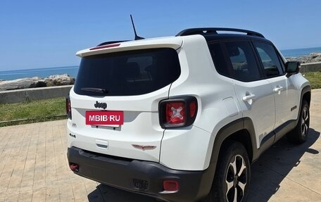 Jeep Renegade I рестайлинг, 2021 год, 2 050 000 рублей, 6 фотография