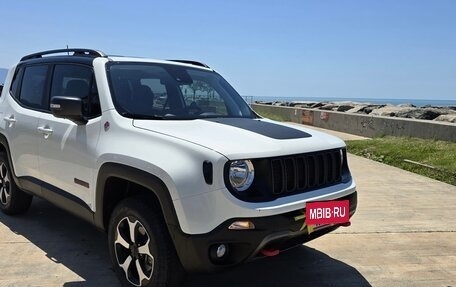 Jeep Renegade I рестайлинг, 2021 год, 2 050 000 рублей, 3 фотография