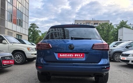 Volkswagen Touareg III, 2015 год, 2 500 000 рублей, 2 фотография