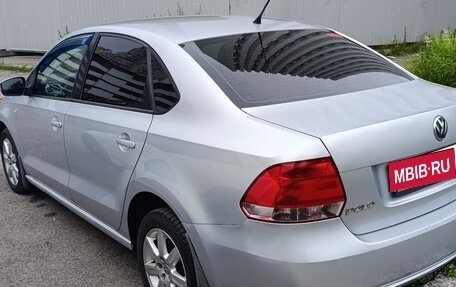 Volkswagen Polo VI (EU Market), 2011 год, 710 000 рублей, 1 фотография