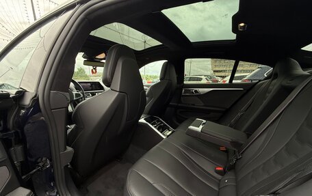 BMW 8 серия, 2019 год, 7 600 000 рублей, 18 фотография