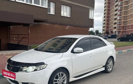 KIA Cerato III, 2011 год, 770 000 рублей, 2 фотография