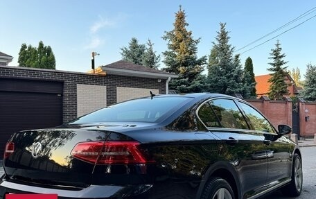 Volkswagen Passat B8 рестайлинг, 2017 год, 2 400 000 рублей, 5 фотография