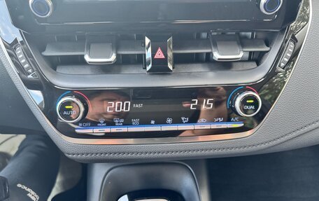 Toyota Corolla, 2022 год, 1 992 000 рублей, 20 фотография