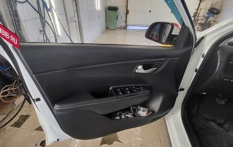 KIA Rio IV, 2018 год, 1 180 000 рублей, 22 фотография