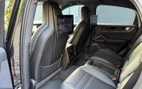 Porsche Cayenne III, 2025 год, 30 700 000 рублей, 21 фотография