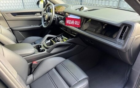 Porsche Cayenne III, 2025 год, 30 700 000 рублей, 16 фотография