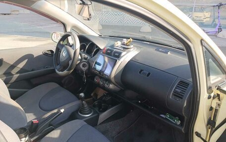 Honda Jazz I рестайлинг, 2002 год, 500 000 рублей, 10 фотография