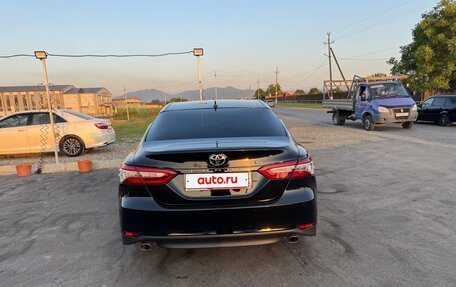 Toyota Camry, 2021 год, 3 050 000 рублей, 4 фотография