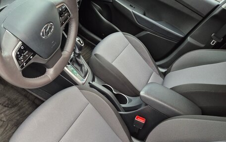 Hyundai Solaris II рестайлинг, 2021 год, 1 670 000 рублей, 10 фотография