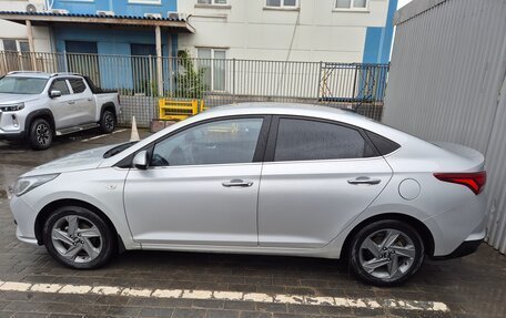 Hyundai Solaris II рестайлинг, 2021 год, 1 670 000 рублей, 5 фотография