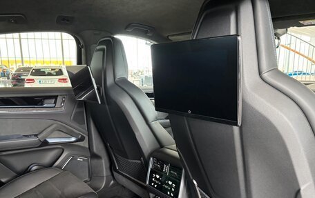 Porsche Cayenne III, 2025 год, 35 990 000 рублей, 6 фотография