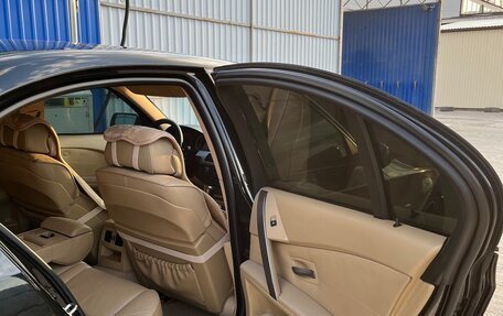 BMW 5 серия, 2004 год, 1 250 000 рублей, 11 фотография