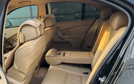 BMW 5 серия, 2004 год, 1 250 000 рублей, 10 фотография