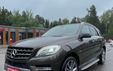 Mercedes-Benz M-Класс, 2012 год, 2 350 000 рублей, 1 фотография