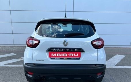 Renault Kaptur I рестайлинг, 2018 год, 1 400 000 рублей, 14 фотография