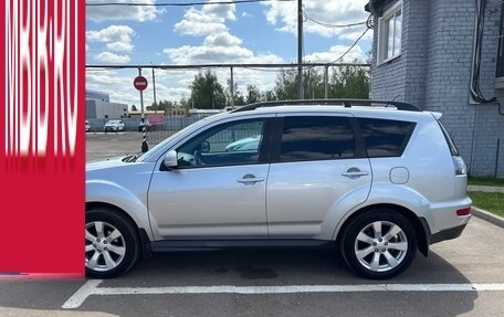 Mitsubishi Outlander III рестайлинг 3, 2011 год, 1 390 000 рублей, 3 фотография