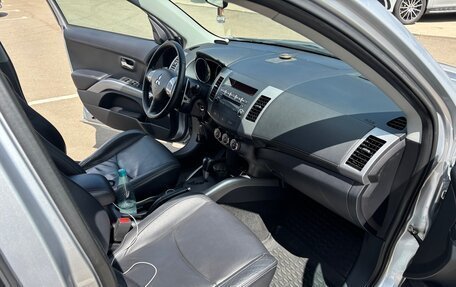 Mitsubishi Outlander III рестайлинг 3, 2011 год, 1 390 000 рублей, 16 фотография