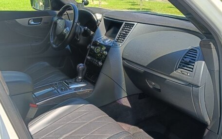 Infiniti FX II, 2013 год, 2 400 000 рублей, 11 фотография