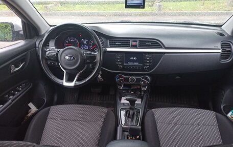 KIA Rio IV, 2018 год, 1 350 000 рублей, 7 фотография