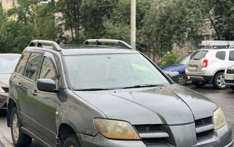 Mitsubishi Outlander III рестайлинг 3, 2003 год, 325 000 рублей, 3 фотография