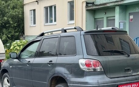 Mitsubishi Outlander III рестайлинг 3, 2003 год, 325 000 рублей, 6 фотография