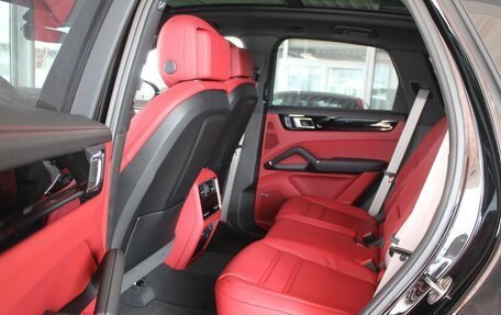 Porsche Cayenne III, 2025 год, 16 700 000 рублей, 14 фотография