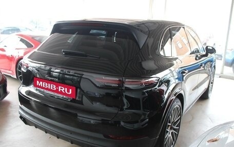 Porsche Cayenne III, 2025 год, 16 700 000 рублей, 2 фотография